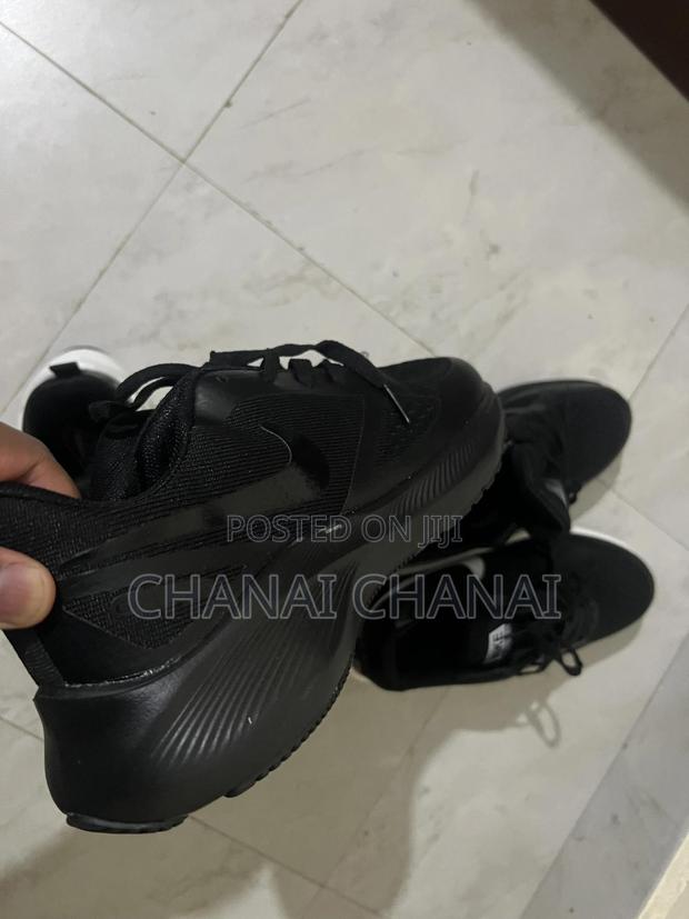 Nike Zoom Shoes - thumbnail 2