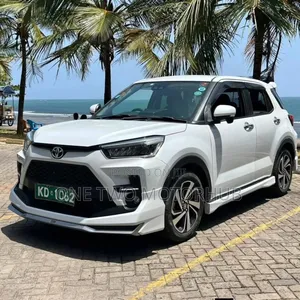 Toyota Raize 1.0 AWD 2019 White