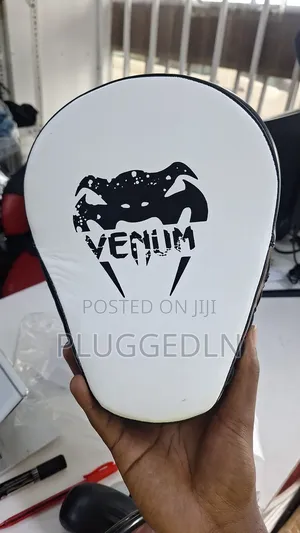 Venum Cellular 2.0 Mma Training Punch