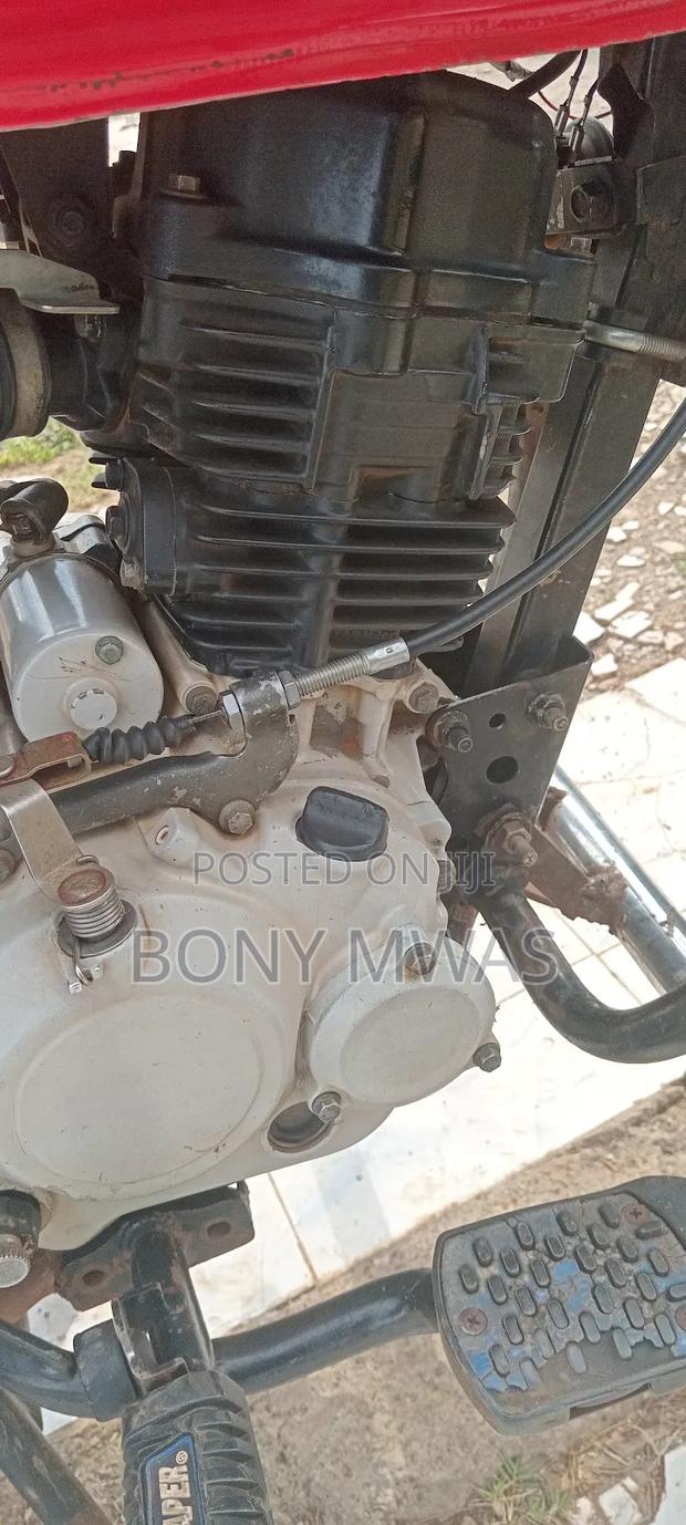 Bajaj Boxer 150 UG 2023 Red - thumbnail 6