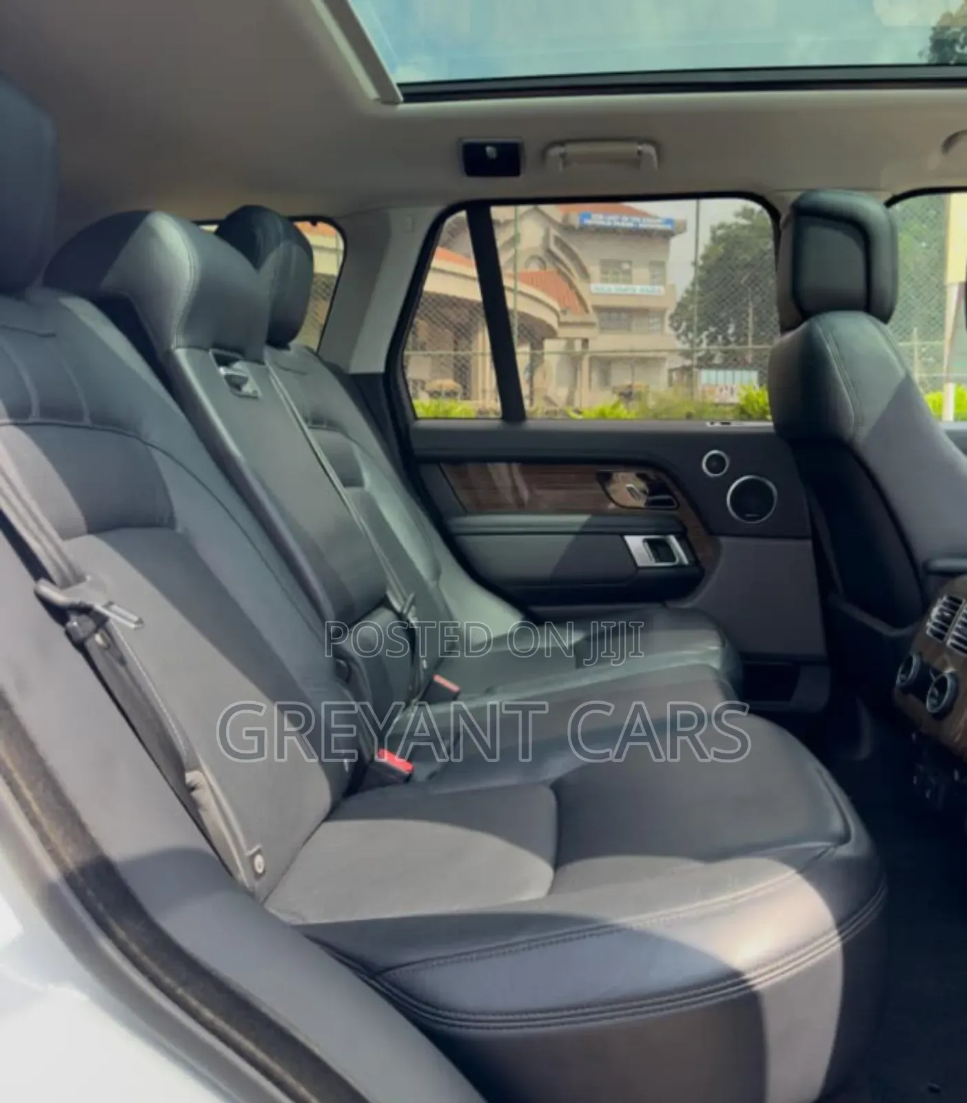 Land Rover Range Rover Vogue 2019 White