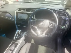 Honda Fit Shuttle 2019 Gray