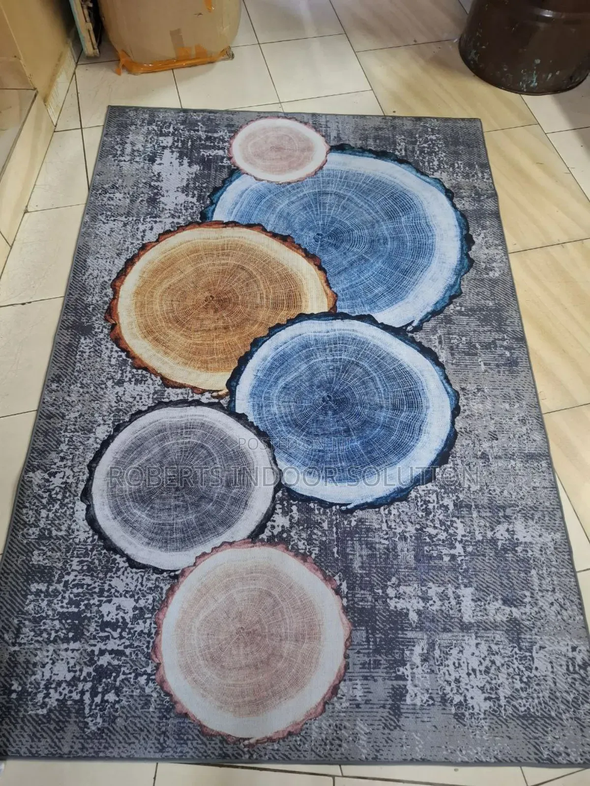 Organic Tree Ring Accent Rug