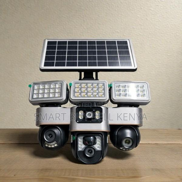 Business Security 30mp 4g Triple Lens Solar Camera Solar Flood Light