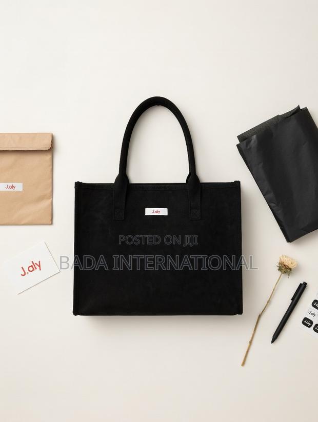 J.Aly Modern Minimalist Structured Tote Bag - thumbnail 4
