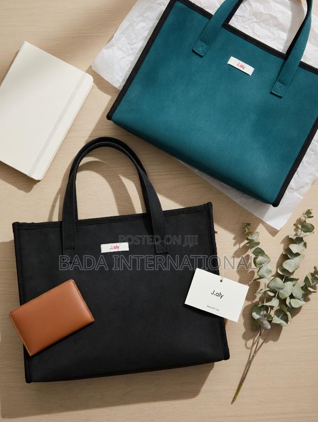 J.Aly Modern Minimalist Structured Tote Bag - thumbnail 6