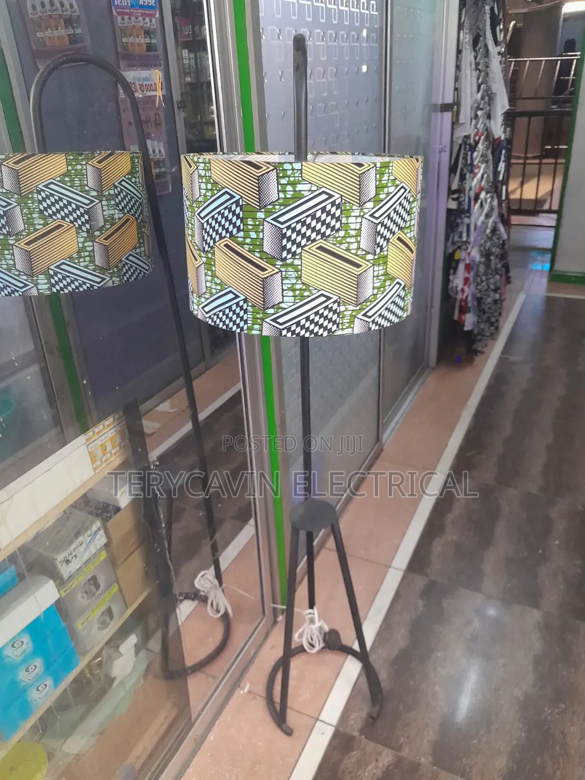 Metal Stand Lightning Floor Lamps
