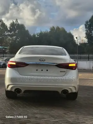 Nissan Skyline 2018 White