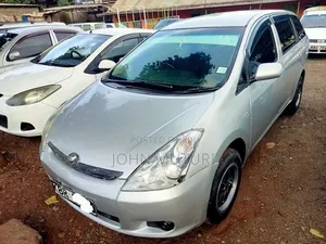 Toyota Wish 2005 Silver