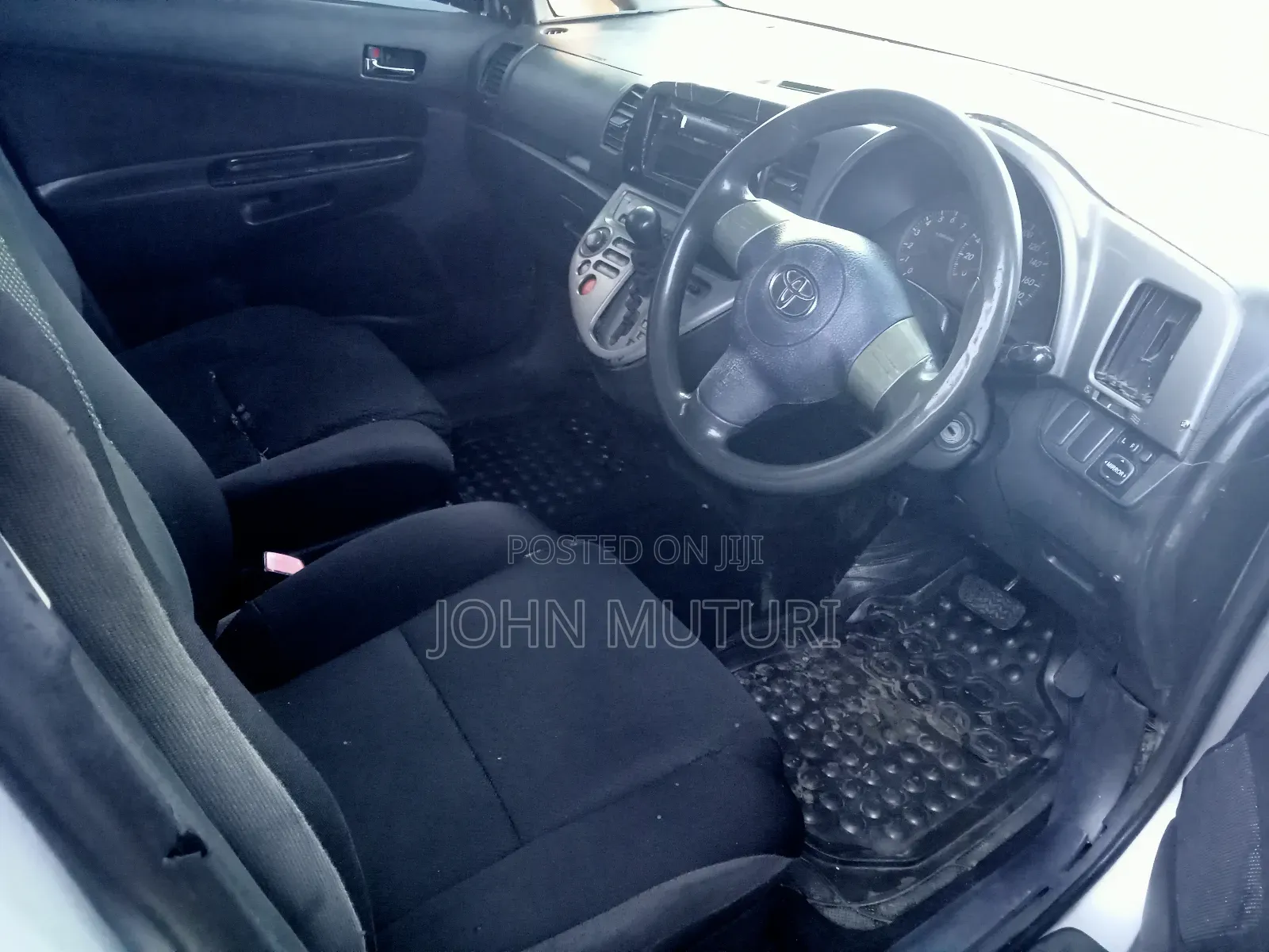 Toyota Wish 2005 Silver