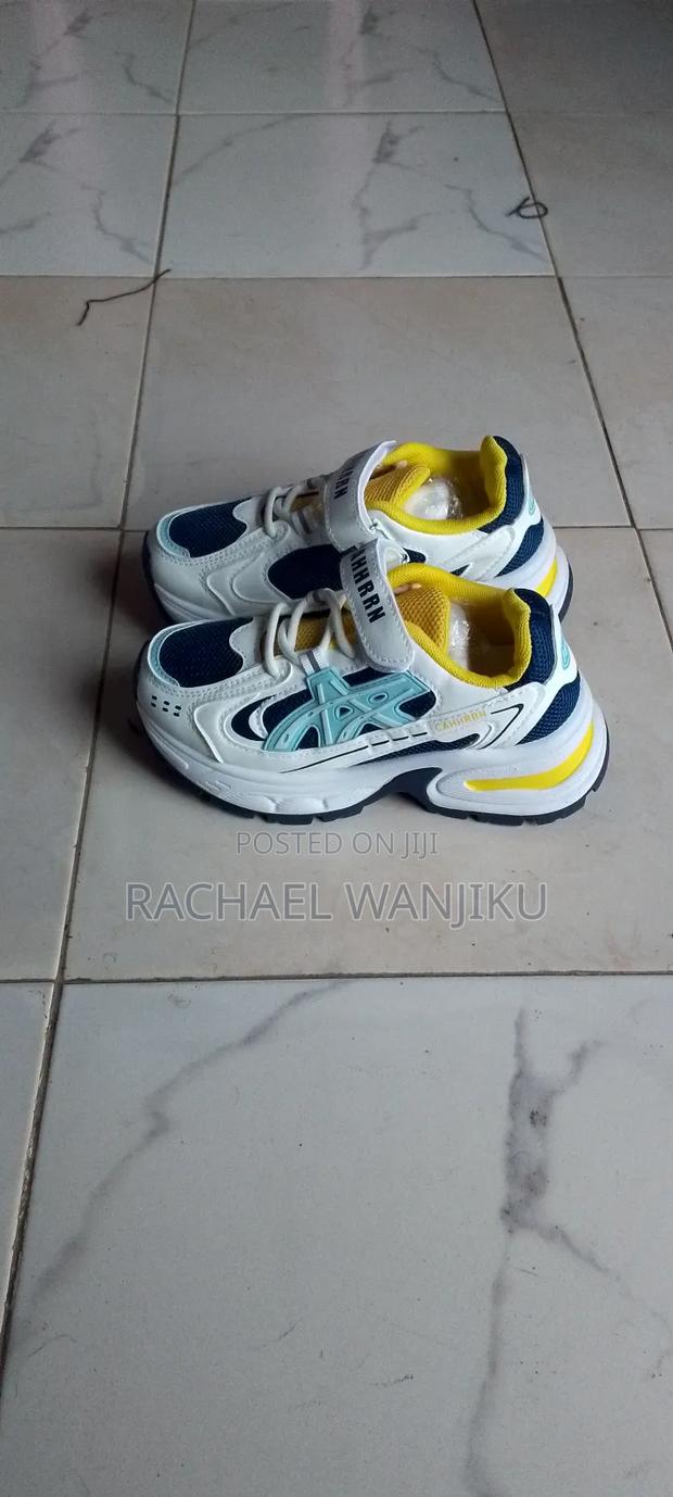 Kids Shoes - thumbnail 2