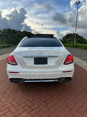 Mercedes-Benz E300 2019 White