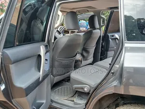 Toyota Land Cruiser Prado 3.0 TD 2010 Gray