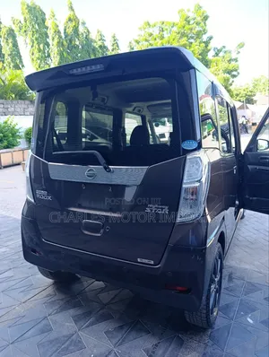 Nissan Dayz Roox 2019 Brown