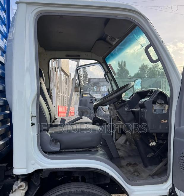 Isuzu NPR Cover Body 2019 Local - thumbnail 3
