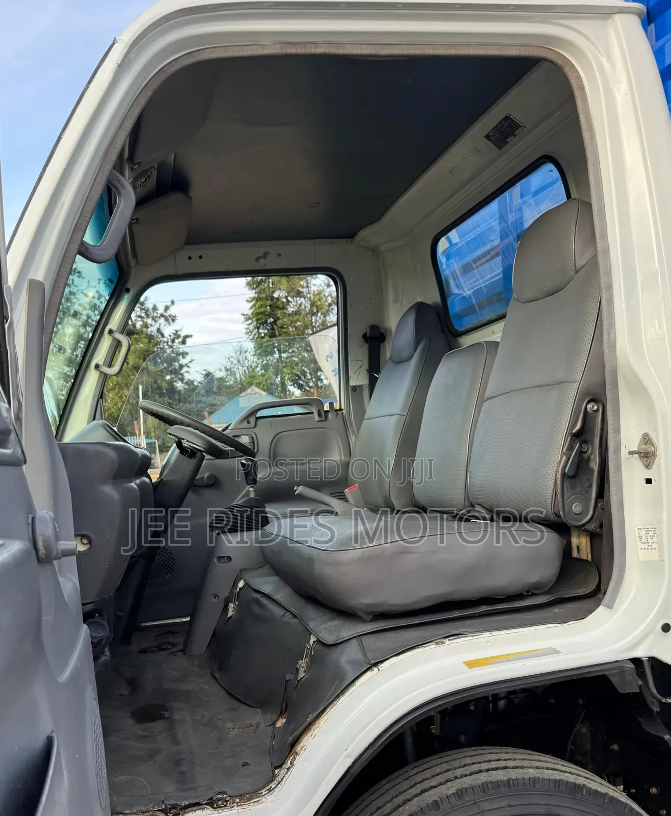 Isuzu NPR Cover Body 2019 Local