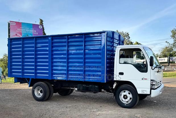 Isuzu NPR Cover Body 2019 Local - thumbnail 10