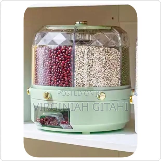 *Rotating 6 Compartments Storage Container - main view