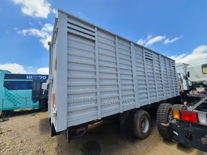 Isuzu FRR 90