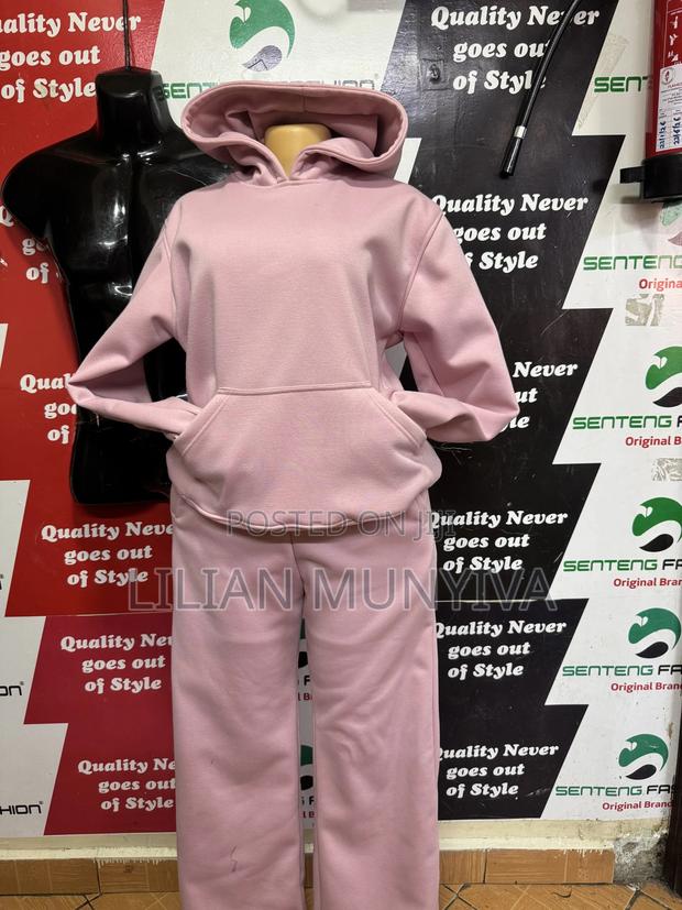 Two Piece Set Tracksuit - thumbnail 3