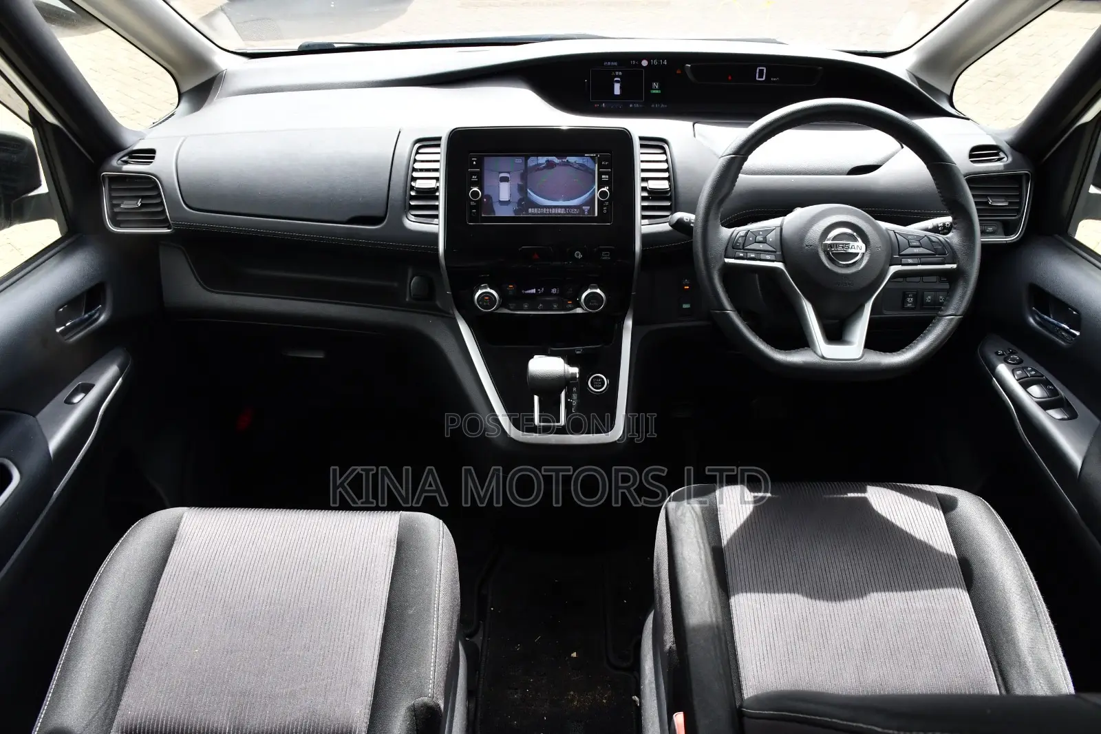 Nissan Serena 2019 Off white