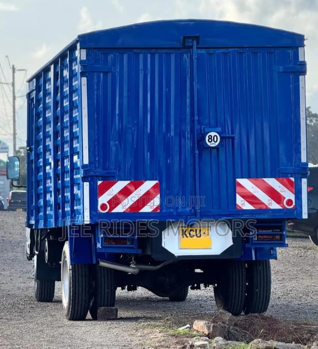 Isuzu NPR Cover Body 2019 Local - thumbnail 2