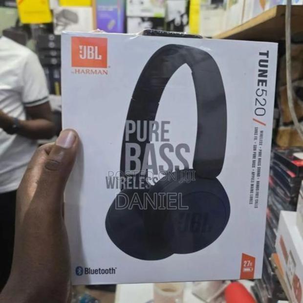 JBL Headphones - main view
