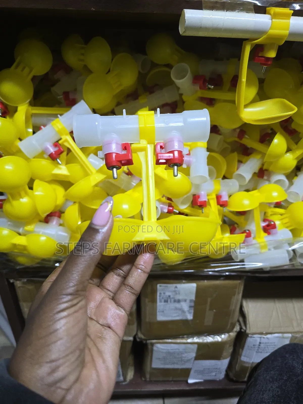 Yellow Double Cup Chicken Nipple Drinkers