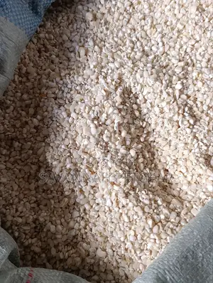 Crushed White Maize, Also Known as Maize Grits or Cracked Corn - 10kg