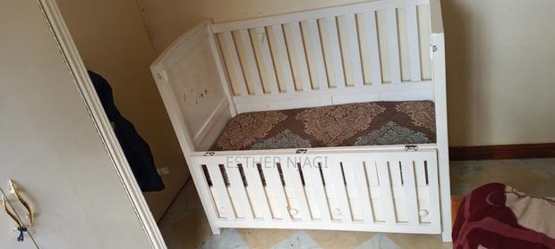 Second Hand Babycot With Mattress - thumbnail 2