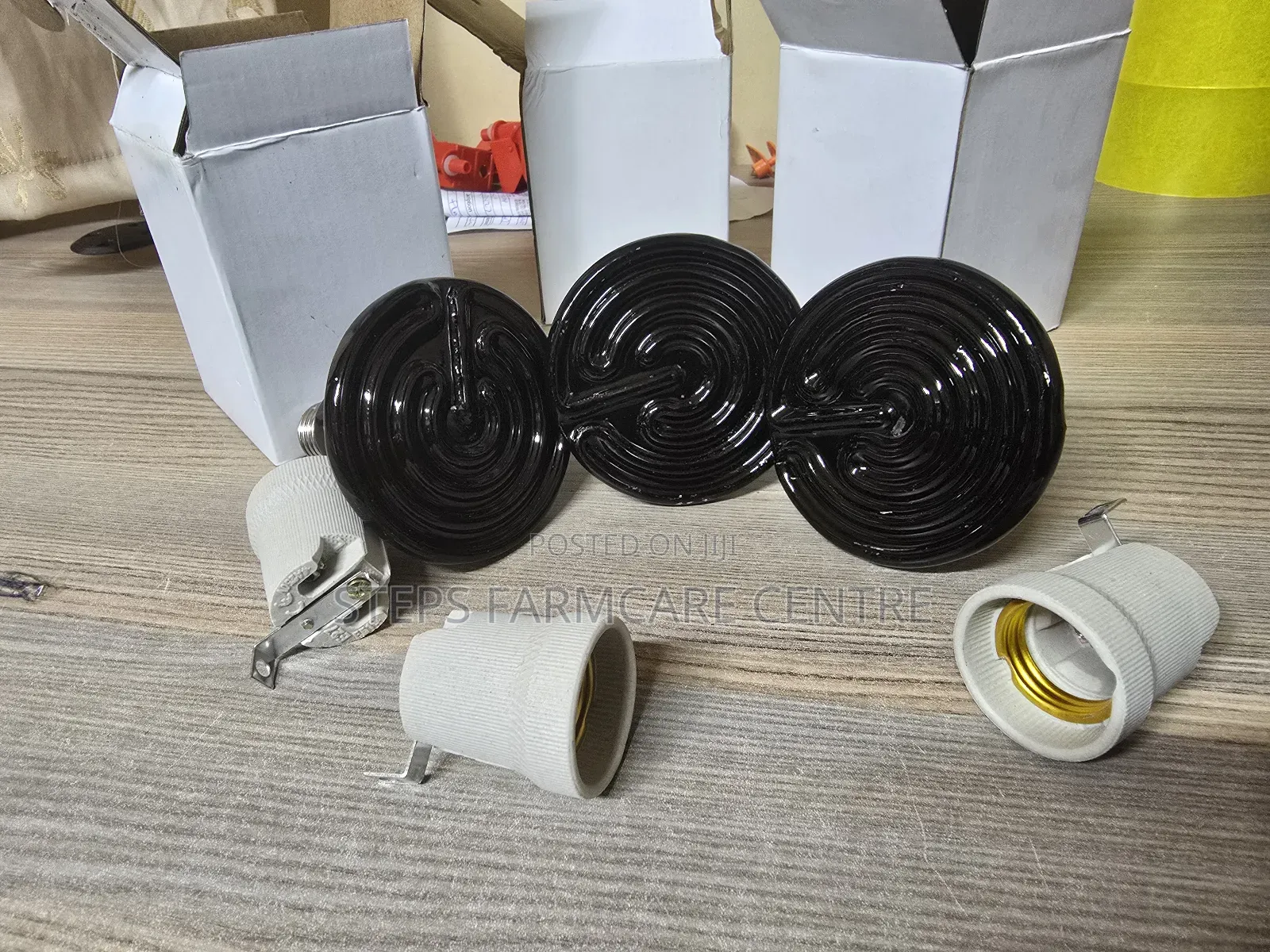 Black 250 W Ceramic Bulb Heaters