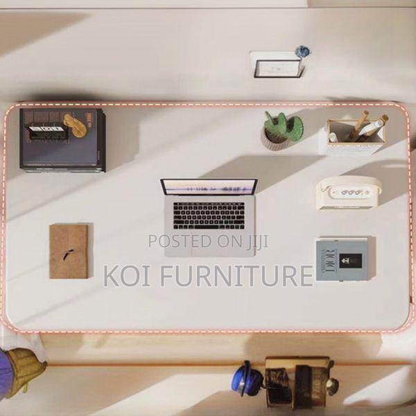 Office Desk : White Adjustable Manual Office Table 1200mm - thumbnail 3