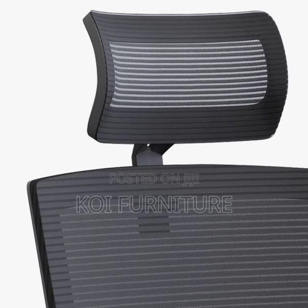 Office Chair: Ergonomic Black Office Chair - thumbnail 4