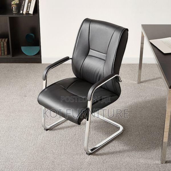 Office Chair : Leather Executive Cantilever Chair
