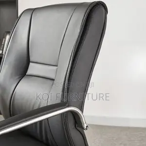 Office Chair : Leather Executive Cantilever Chair
