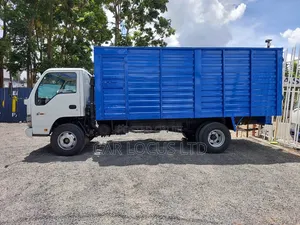 Isuzu NPR Truck