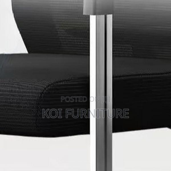 Office Chair : Ergonomic Mesh Office Visitor Seat - thumbnail 2