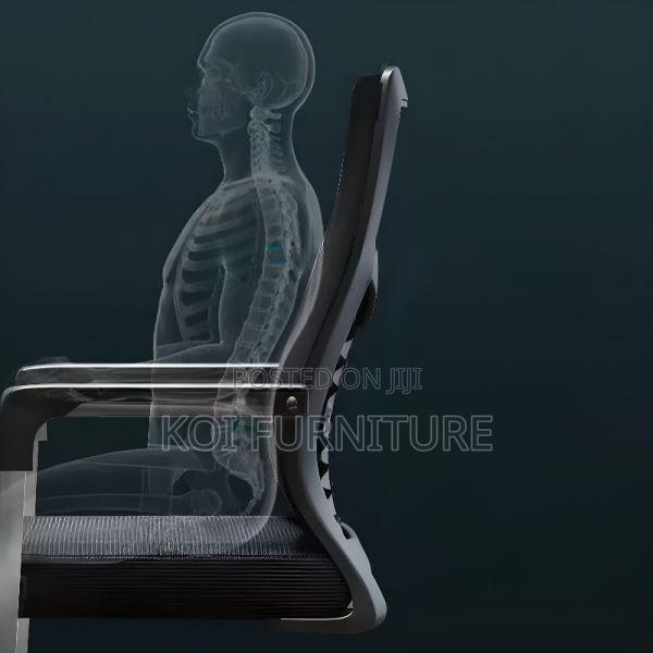 Office Chair : Ergonomic Mesh Office Visitor Seat - thumbnail 3