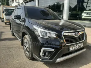 Subaru Forester Premium AWD 2019 Black