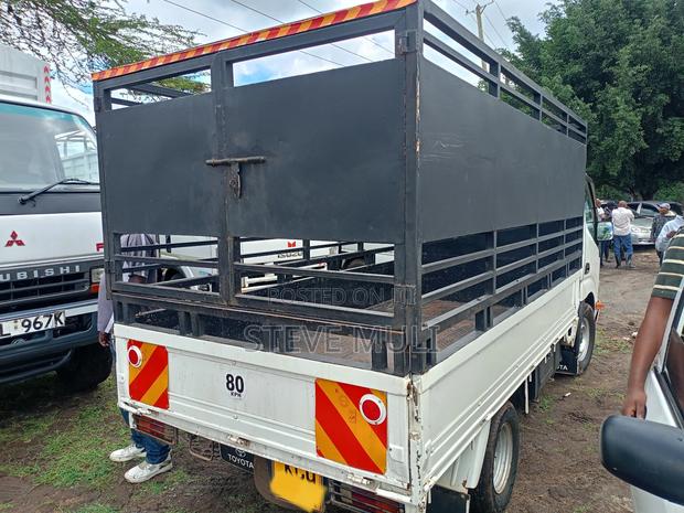 Toyota Dyna - thumbnail 3