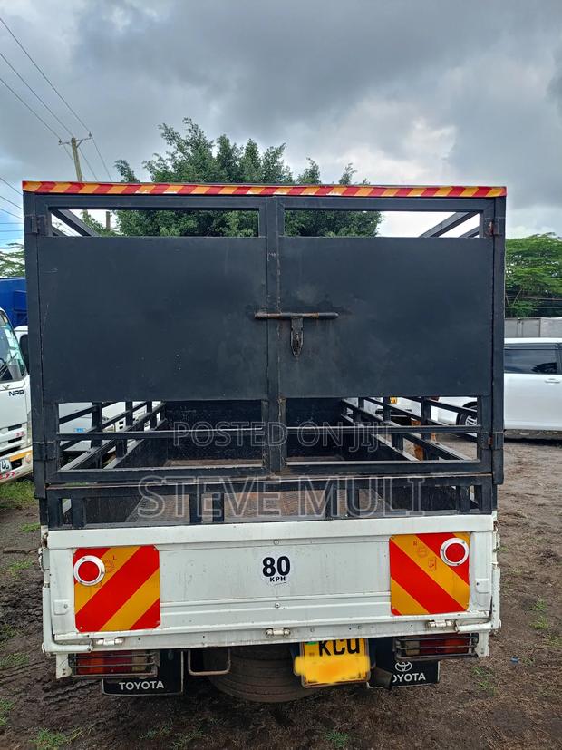 Toyota Dyna - thumbnail 5