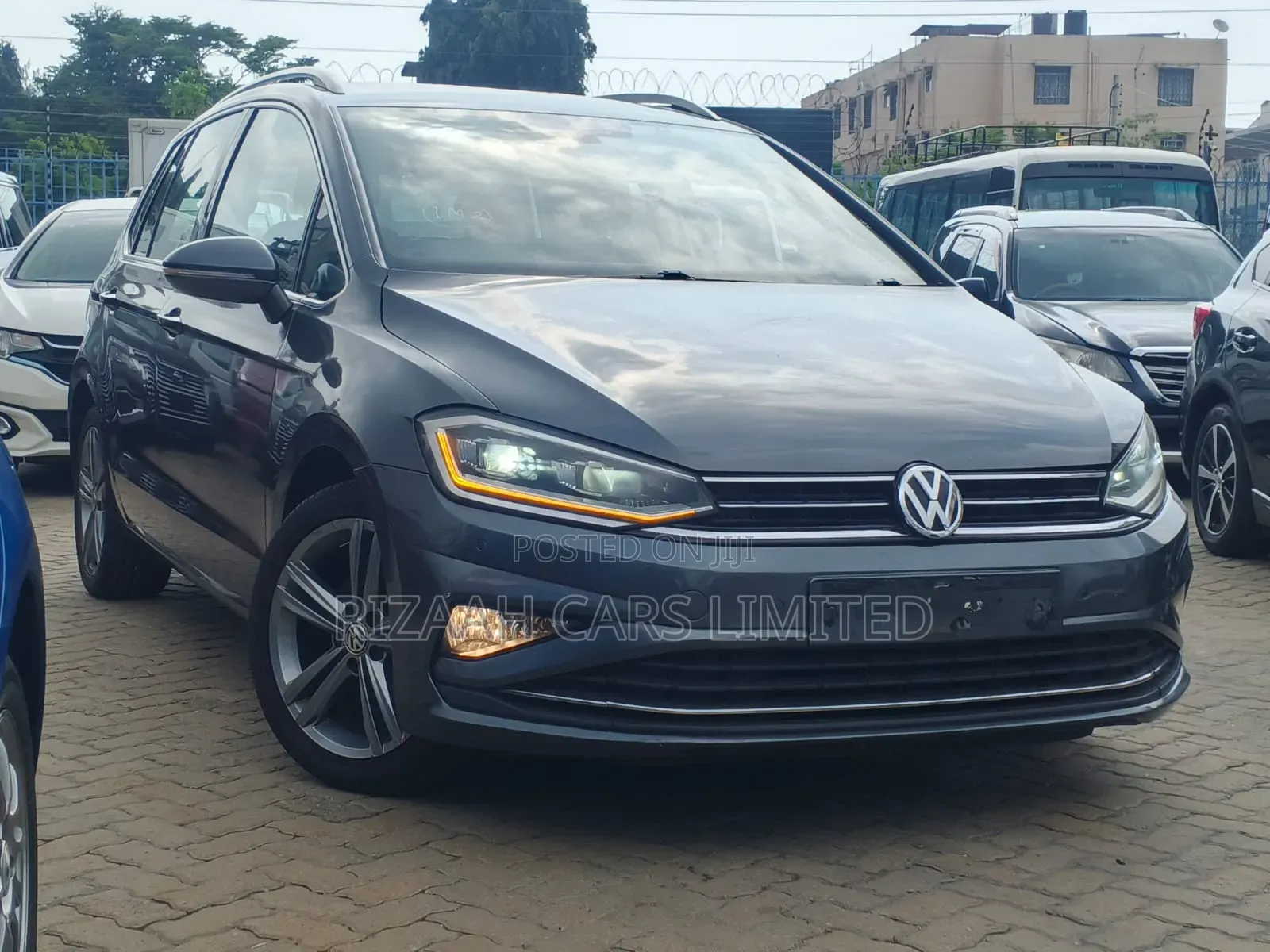Volkswagen Golf SportWagen TSI S AWD 4MOTION 2018 Gray