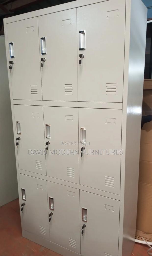 Metal Locker Unit