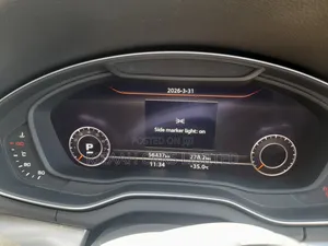 Audi Q5 2.0T Premium AWD quattro 2018 Green