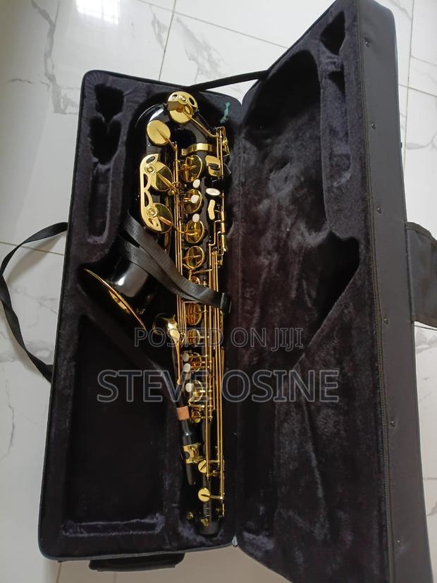 Tenor Saxophone - thumbnail 3