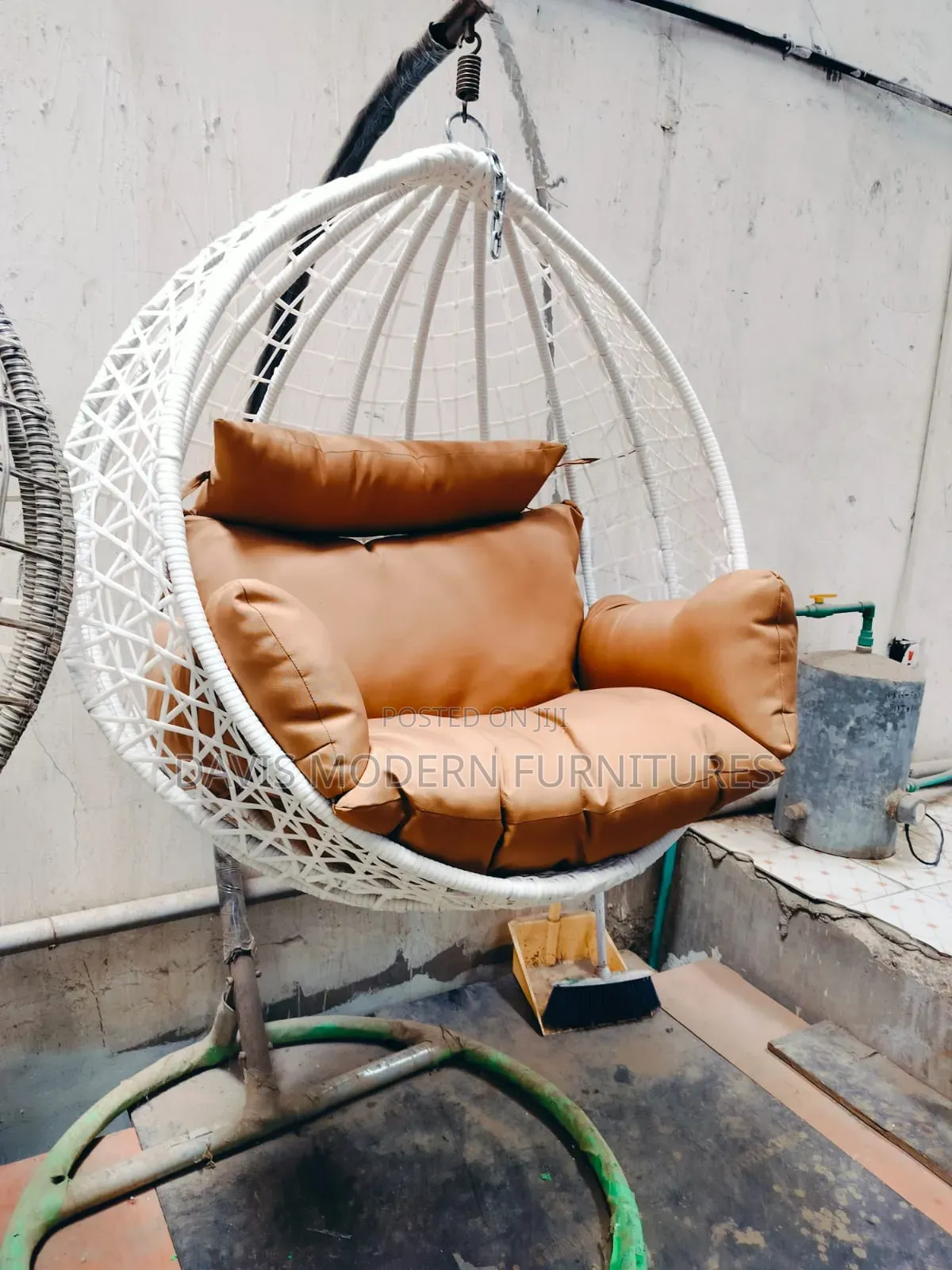 Hanging Egg Chair