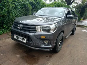 Toyota Hilux Revo Single Cab Deisel 2.4 RWD 2017 Black
