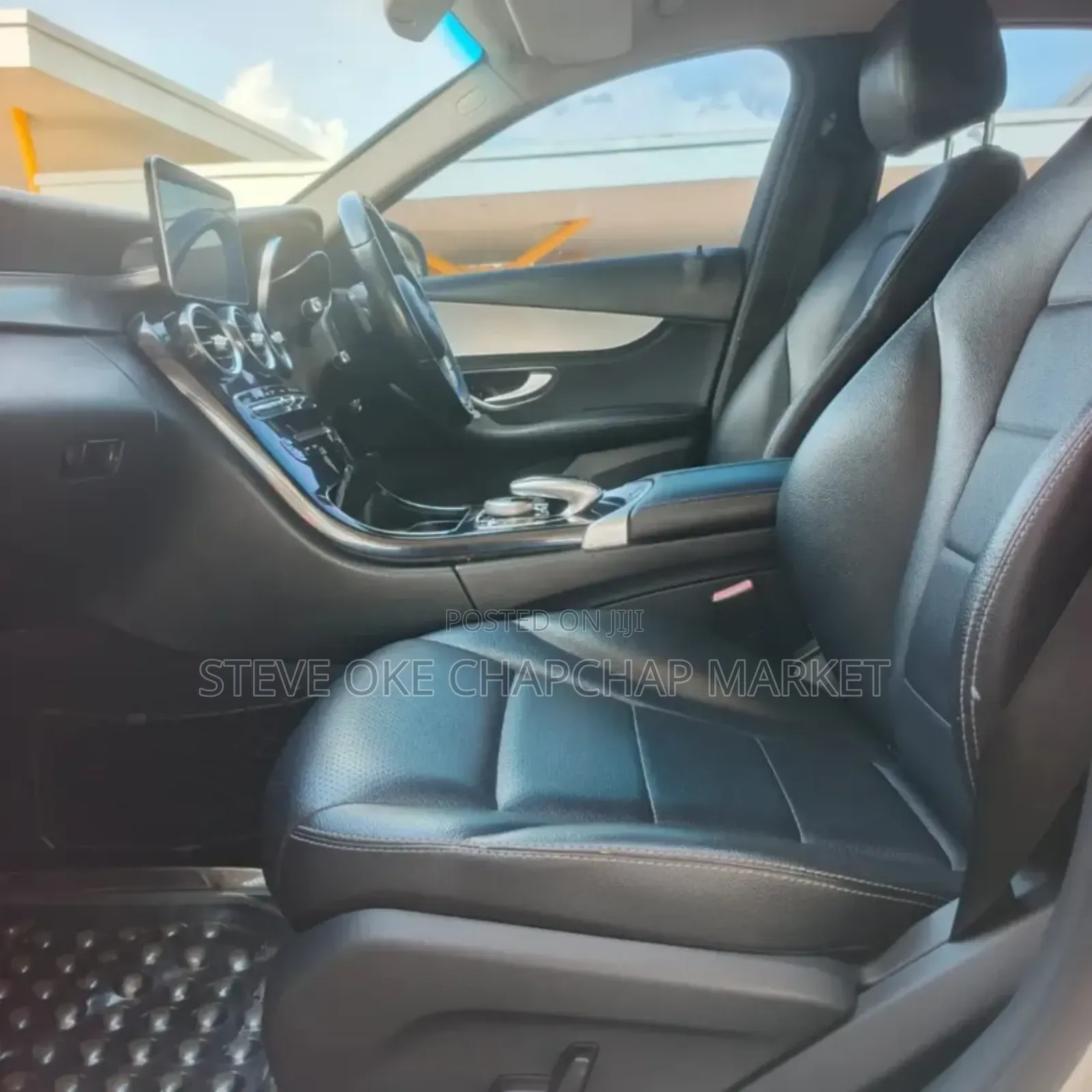 Mercedes-Benz C180 2016 Silver