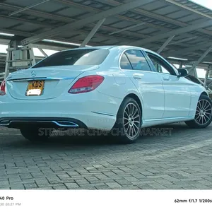 Mercedes-Benz C180 2016 Silver