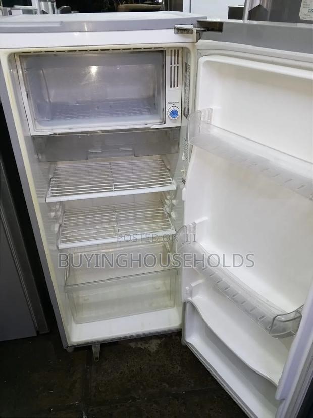 Samsung 195l Fridge - thumbnail 3